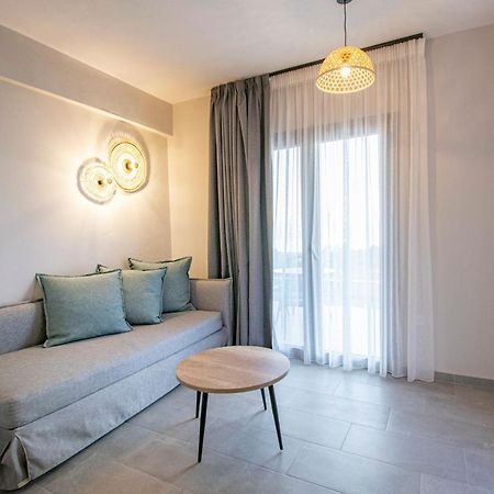 نيا إيراكليا Heraclea Luxury Suites المظهر الخارجي الصورة