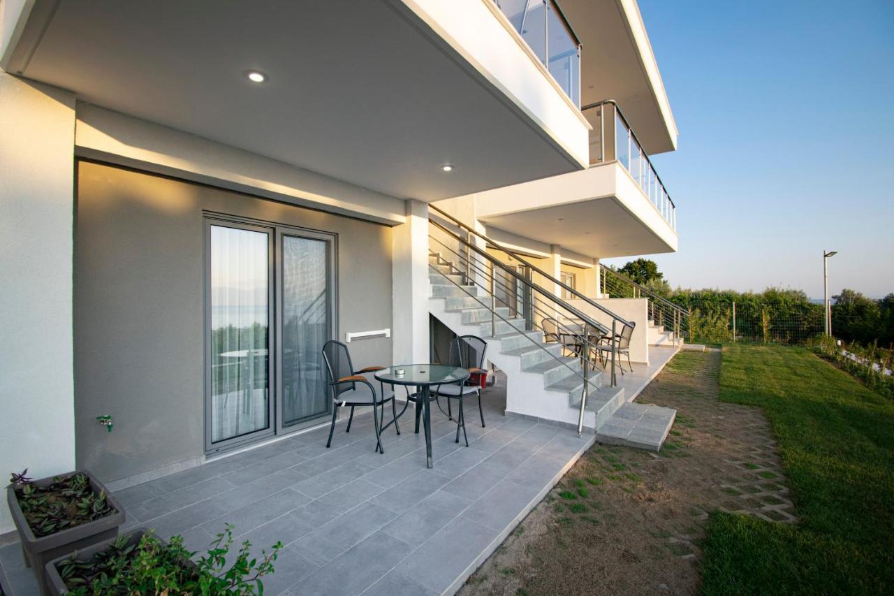 نيا إيراكليا Heraclea Luxury Suites المظهر الخارجي الصورة