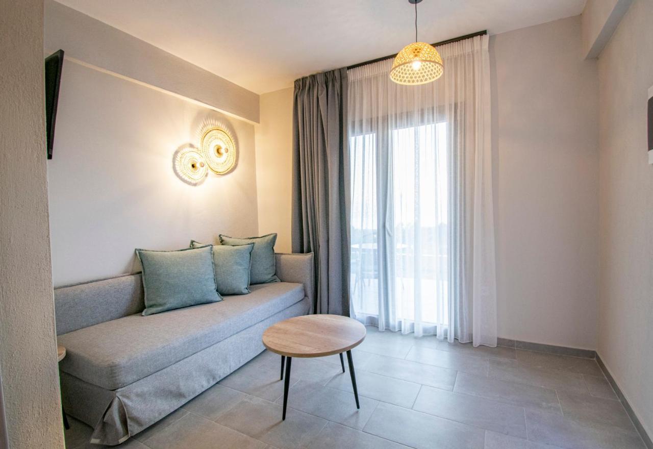 نيا إيراكليا Heraclea Luxury Suites المظهر الخارجي الصورة